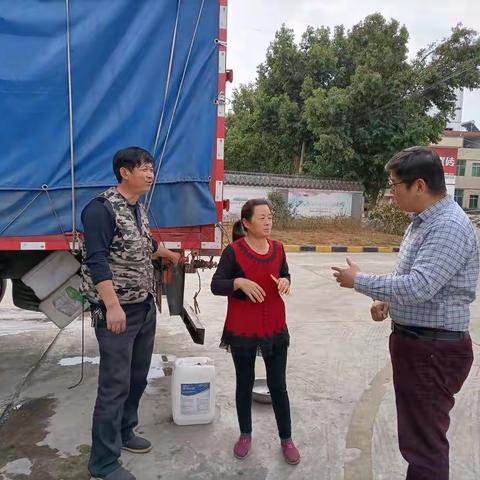 疫情无情 人间有爱——安远公路分局热心帮助河北司机夫妇