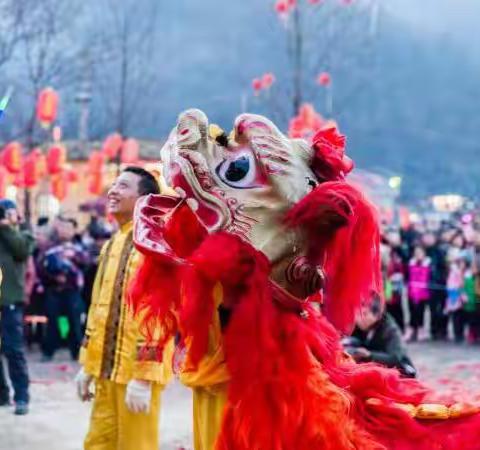 正月十五闹花灯              ……建始县花坪龙王淌正月十五活动精彩连连