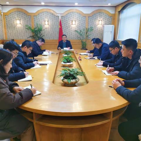 县委办党支部开展“党员先锋筑堡垒、守好防线开新局”主题党日活动