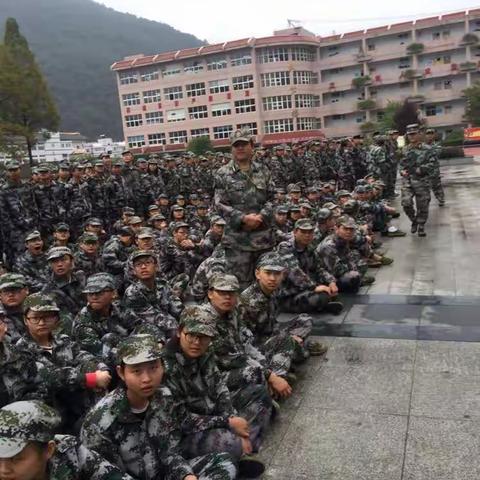 军训第四天，都有有模有样的