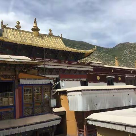 朝圣拉萨三大寺庙之哲蚌寺