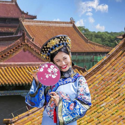 佳丽驾临清昭陵