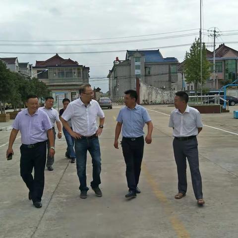 林湖中心校接受市局秋学期开学督导检查