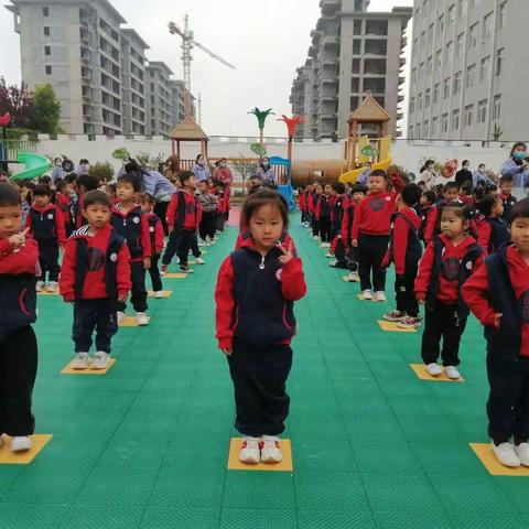 商水县纬三路幼儿园——【庆五一·趣味运动会】