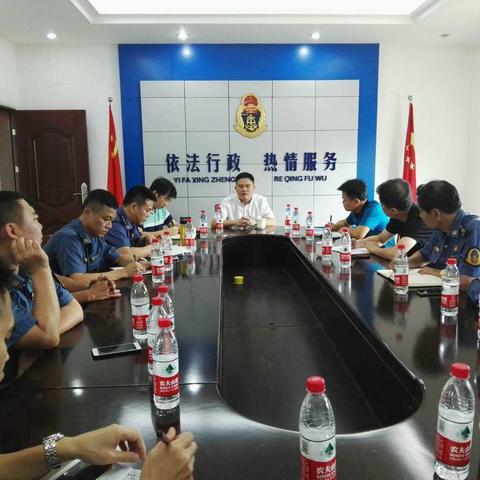 省局韦杰副局长一行人到澄迈老城治超站检查指导工作