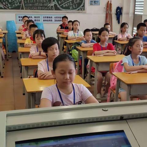 405孩子们新学期新环境新气象