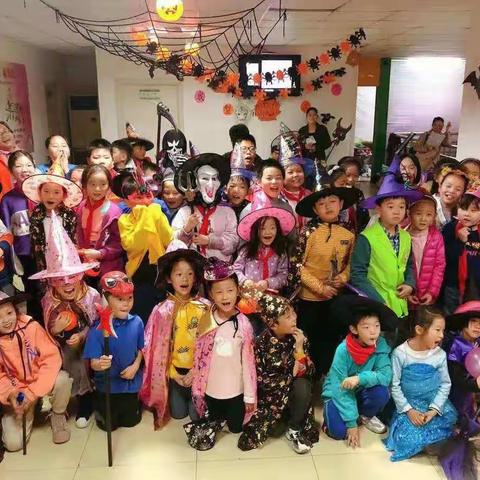 英卓外语 || 万圣之夜