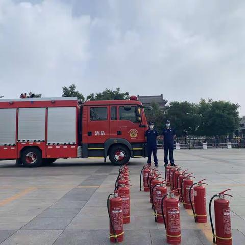 裕华路消防救援站组织开展辖区重点单位进行消防培训