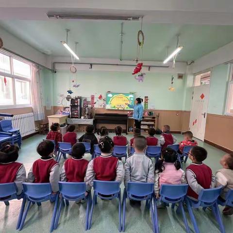 华兴幼儿园一分园月牙班🌸感恩节主题活动🌸