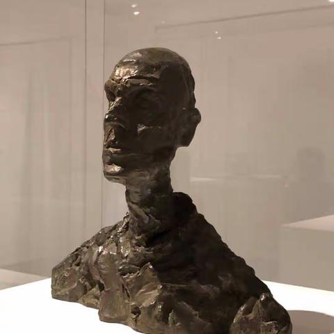 给全校中学生写一篇倡议演讲稿