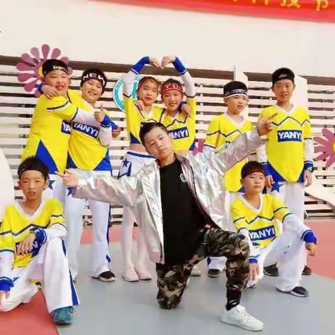 七彩童心迎军运  智能科技慧生活——记2019钢城一小第五届科技节