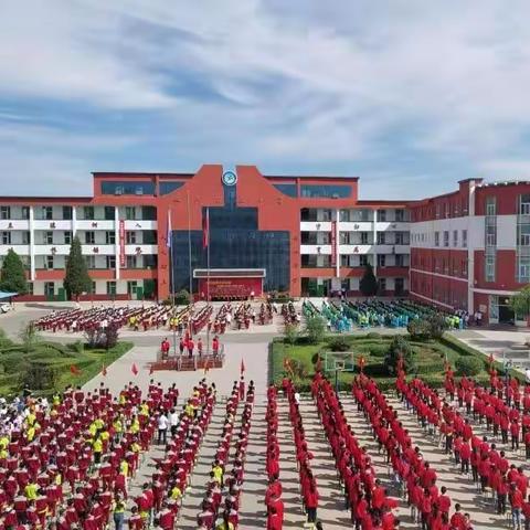 “开学典礼展笑颜，梦想启航新征程”—盂县逸夫实验小学开学典礼暨法制安全教育大会