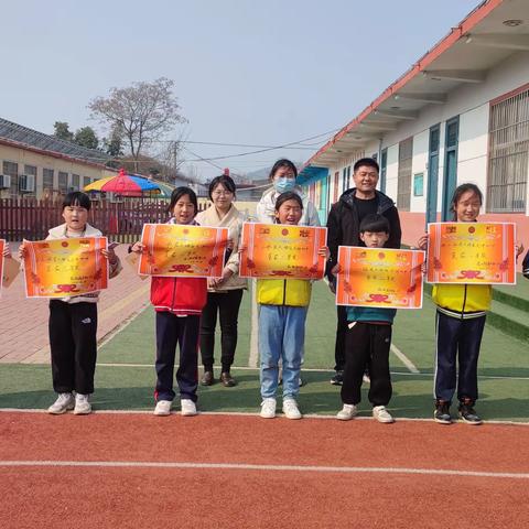 阳光体育伴成长，路队比赛展风采 ——长桥小学路队比赛