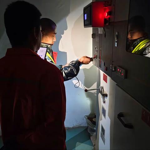 窑沟隧道养护工区应急抢险，逆流而上保安全