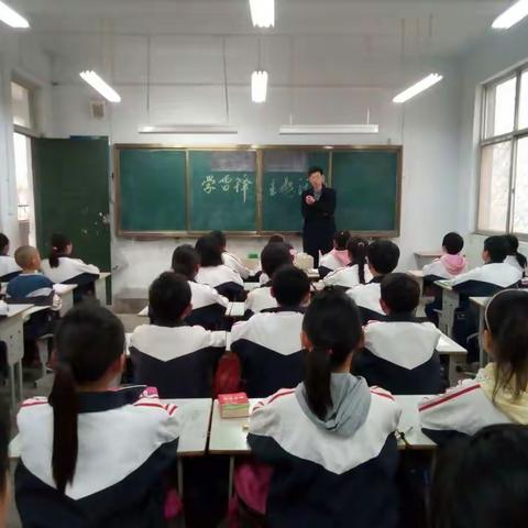 马集镇第一学区四合村小学学习雷锋系列活动之“爱护校园环境，共建美丽校园” 主题活动