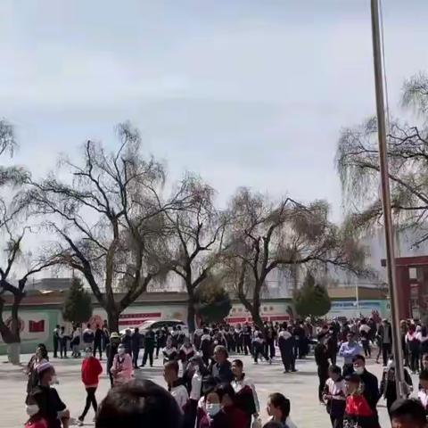 家校心连心，教育手牵手——银川中学召开2021年春季学期家长座谈会