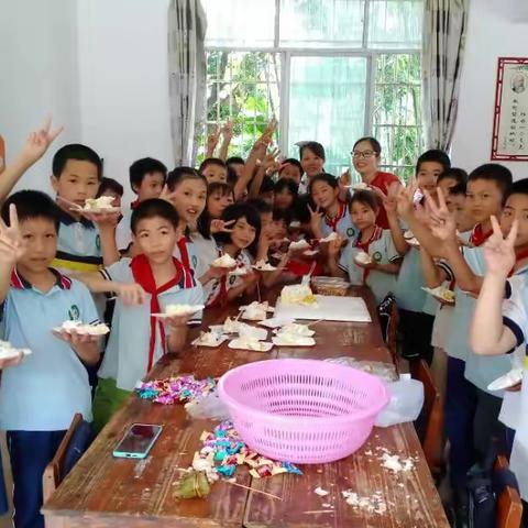 2020年春学期四（2）班美食活动