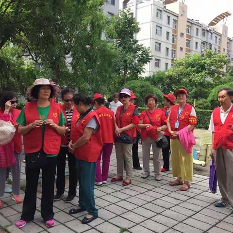                          慧缘社区开展 “我为三城联创助力添彩”志愿服务活动