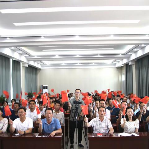 青春献礼二十大·革命精神薪火传