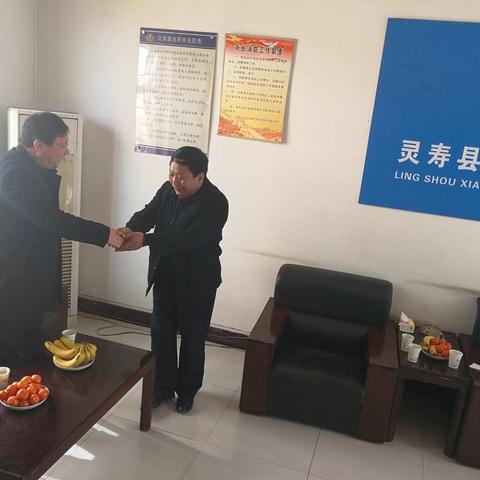 《西江月》