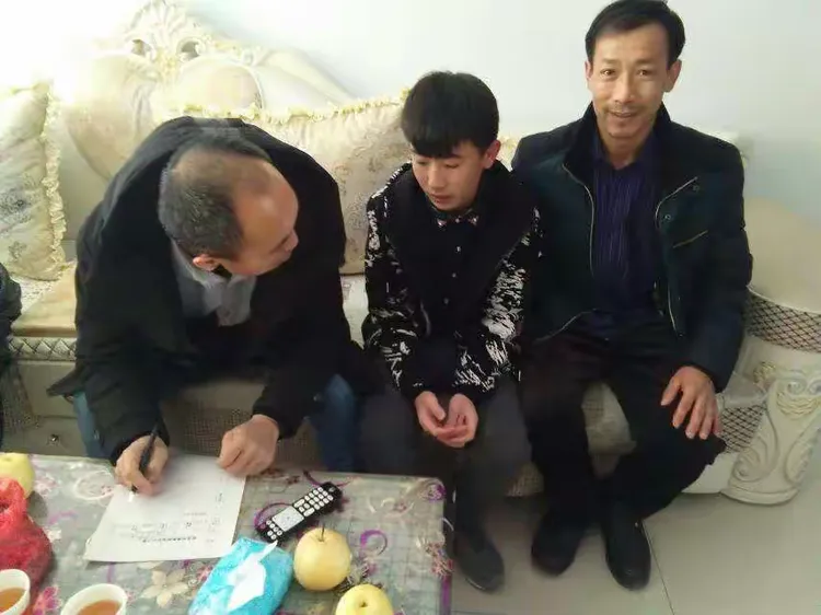 平泉市洼子店中学家访记录