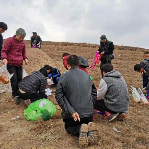 2021年清明节扫墓祭祀