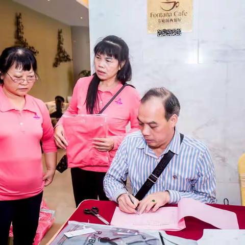 新龙小学77届小学同学会