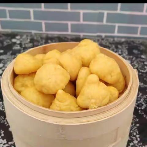 品忆苦饭 思当下甜——制作窝窝头