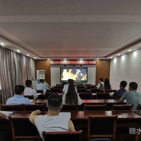 肥乡区组织召开《高层民用建筑消防安全管理规定》宣贯培训会