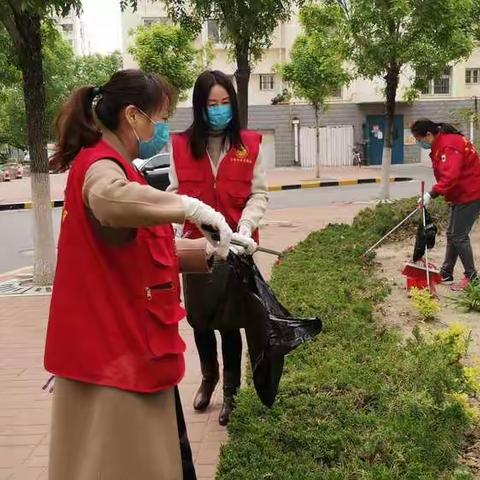 玉景社区开展"讲文明讲卫生、改陋习树新风"百日攻坚之绿化带清洁行动