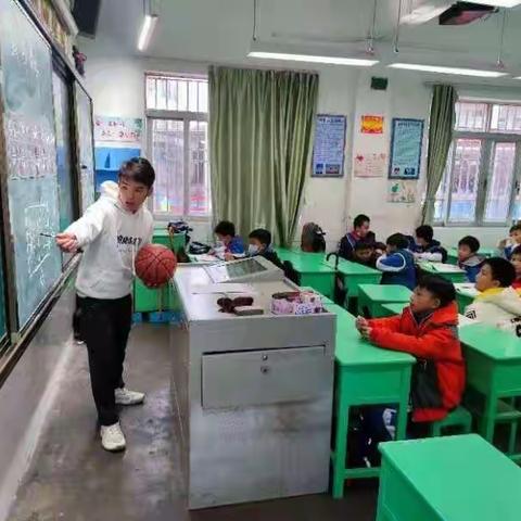 香洲街道中心小学篮球社团