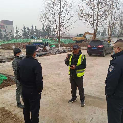 【西安高新公安】东大派出所前往辖区在建工地开展欠薪纠纷摸排工作