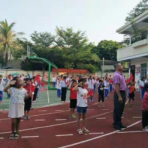 “庆华诞，迎国庆”海棠区东溪小学师生歌唱祖国喜迎国庆