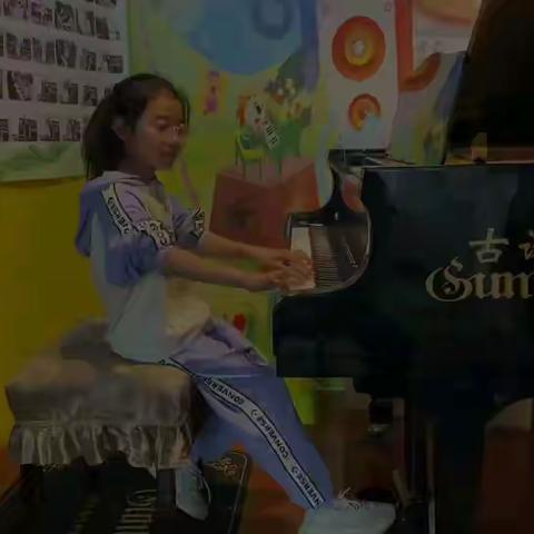 学员张鹤作品——辛巴星钢琴