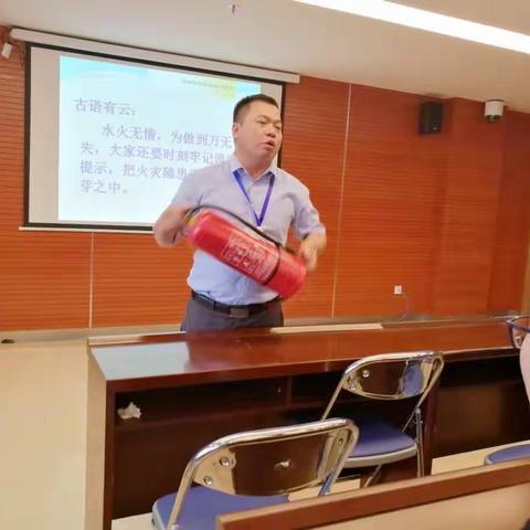 “不忘初心、牢记使命”之“典型引路”系列报道——“安全卫士”安保办邝镜元