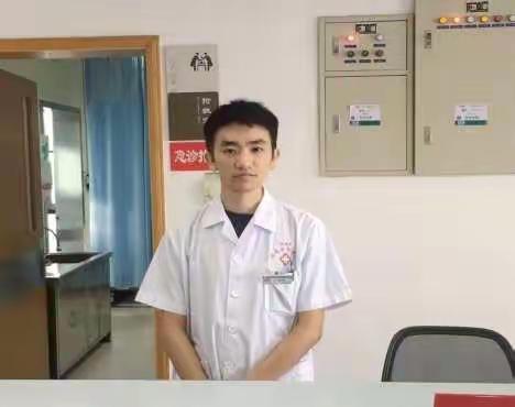 “不忘初心、牢记使命”之“典型引路”系列报道——“救死扶伤”的急诊科护士邓嘉伟