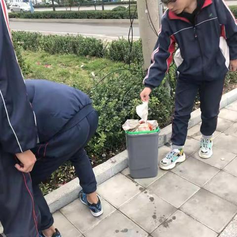 【长治十六中团委】培育和践行社会主义核心价值观——“爱我家园”志愿清扫服务活动