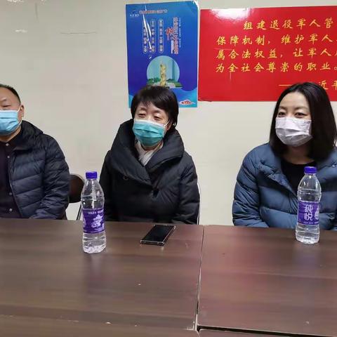 暖心慰问  情系一线---海淀区住建委领导莅临永泰西里社区看望慰问抗疫一线社区工作人员