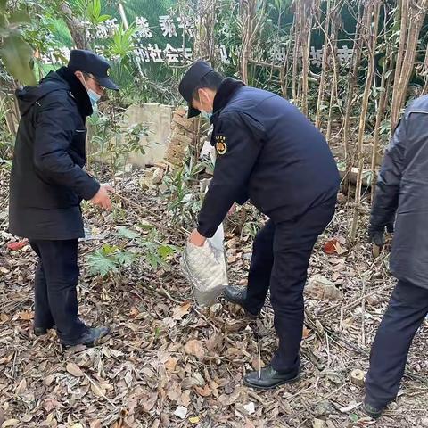 排查整治人民大会堂周边市容环境，保障两会胜利召开