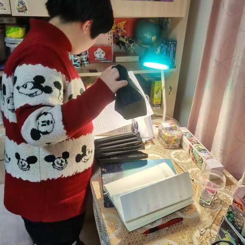 劳动创造美，劳动实践促成长——七年级6班  杨潇雯