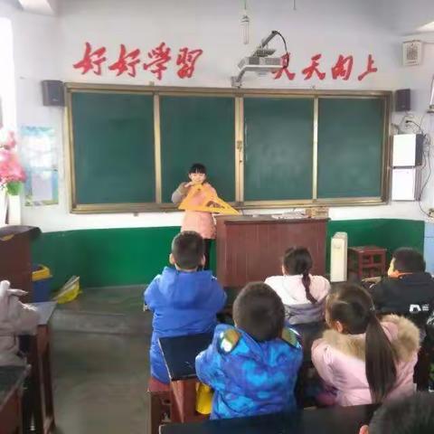 用爱浇灌  静等花开