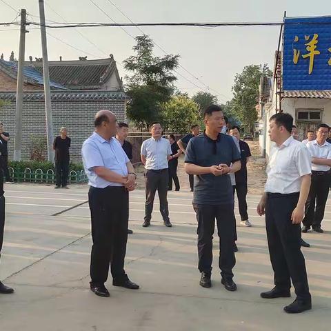 6月15日下午，曹县考察团到杜堂镇考察人居环境综合整治工作