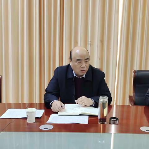 1月27日上午，杜堂镇召开党委（扩大）会议