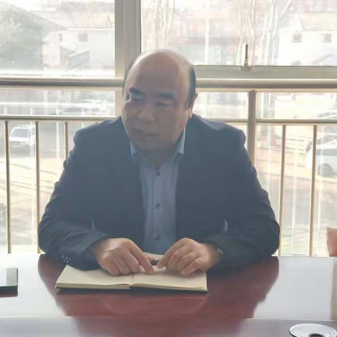 3月2日早，杜堂镇召开党委（扩大）会议