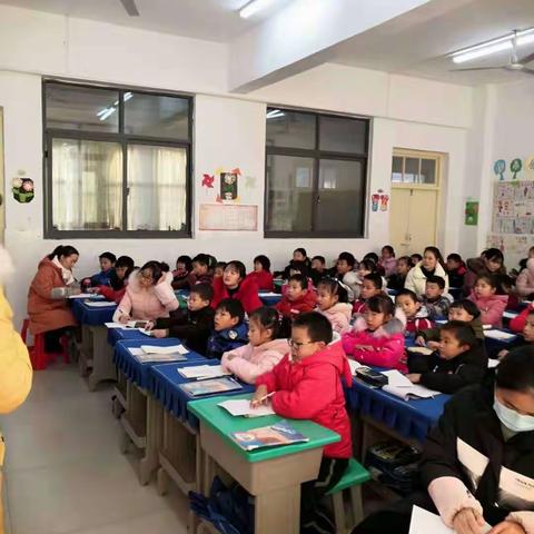 如何高效利用评价方式为学生树立自信心——光山六中小学部数学教研活动