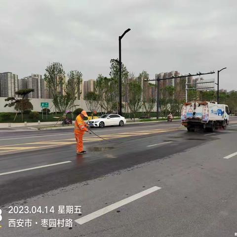 强化生态环境管控，持续开展冲洗提升