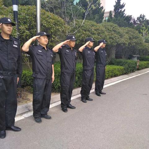 炎炎夏日      平安守护——天智物业人在您身边