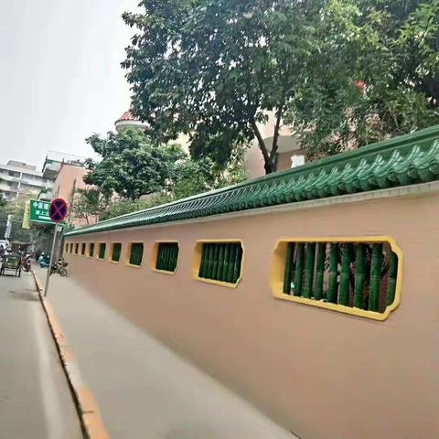 龙辉园林景观艺术材料厂 ——用模具复制财富，用水泥演绎传奇！