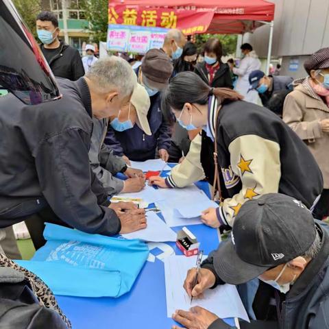 社保卡更换进社区 为民服务零距离