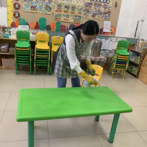 秋风如约至，静待萌娃归-现代中学幼儿园中二班开学准备工作